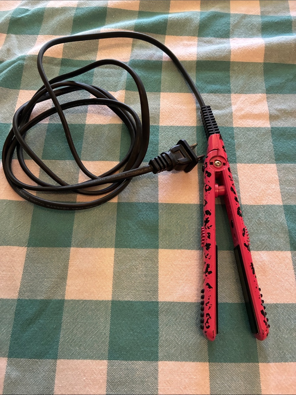 Hot Pink Mini Hair Straightener with Black Speckle Detail